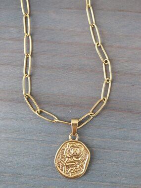 Rose Irregular Shape Pendant Reversible Style Necklace 18k Gold Plated Stainless